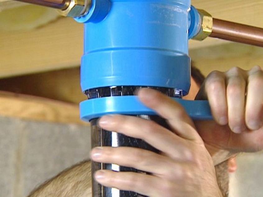 installing water filters