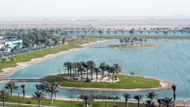 تأسيس بحيرة اصطناعية